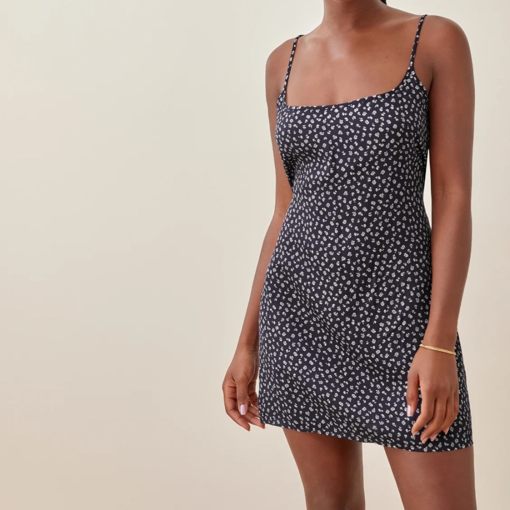 NWT Ref Caruso dress size 6 in Nancy